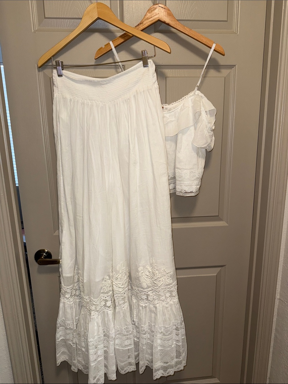 Free People field of roses set - Picture 12 of 12